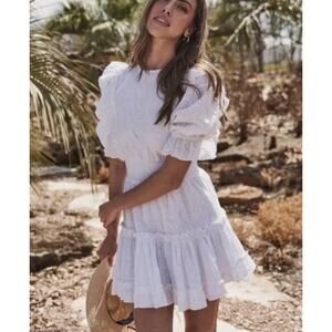 MISA Los Angeles Doutzen White Paisley Eyelet Lace Mini Dress Size Small